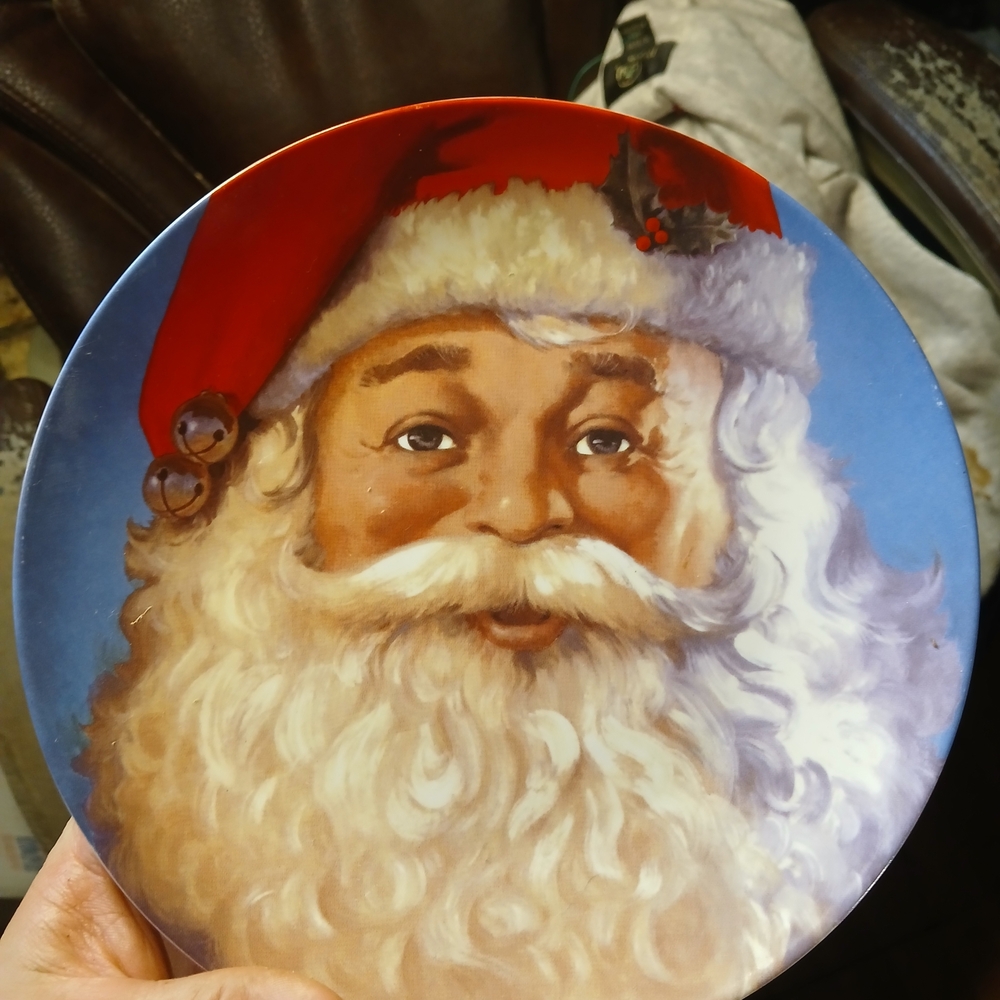 Festive Santa Claus Dinner Plate